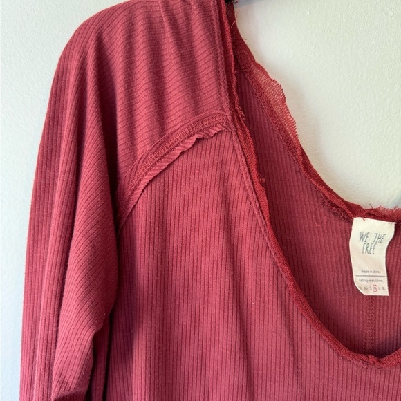 We The Free Peplum V Neck Ribbed Top Maroon Long Sleeve Raw Edges Detail - Picture 4 of 13